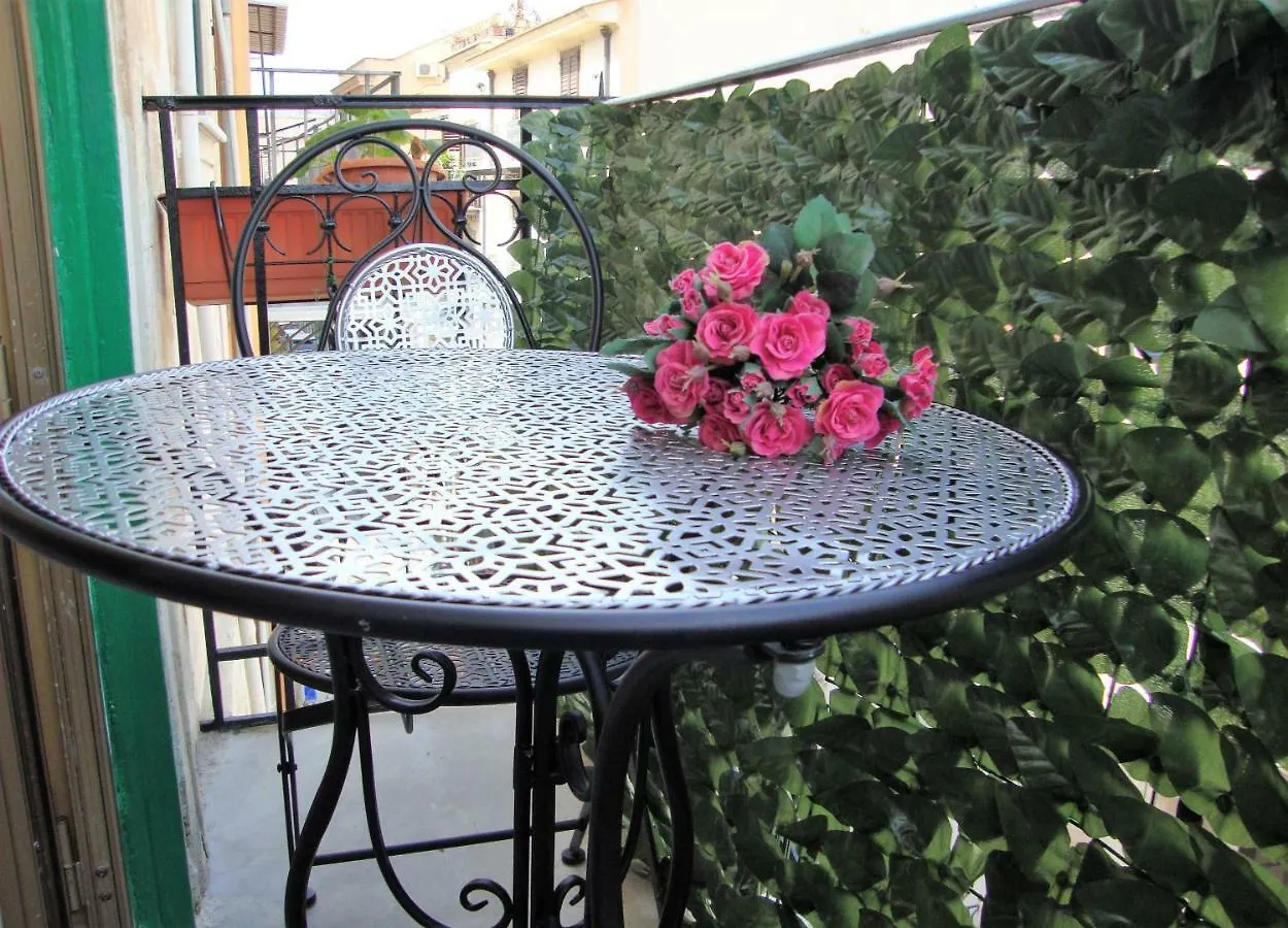 Grazioso Appartamento Nel Cuore Di Palermo